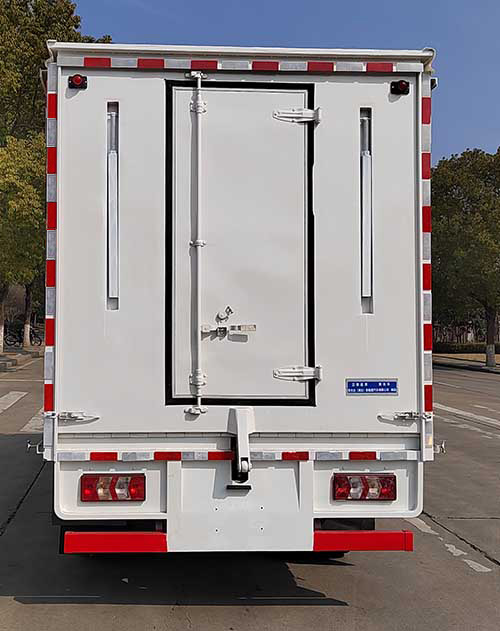 邁德盛牌YAD5045XWT6HFC舞臺(tái)車公告圖片