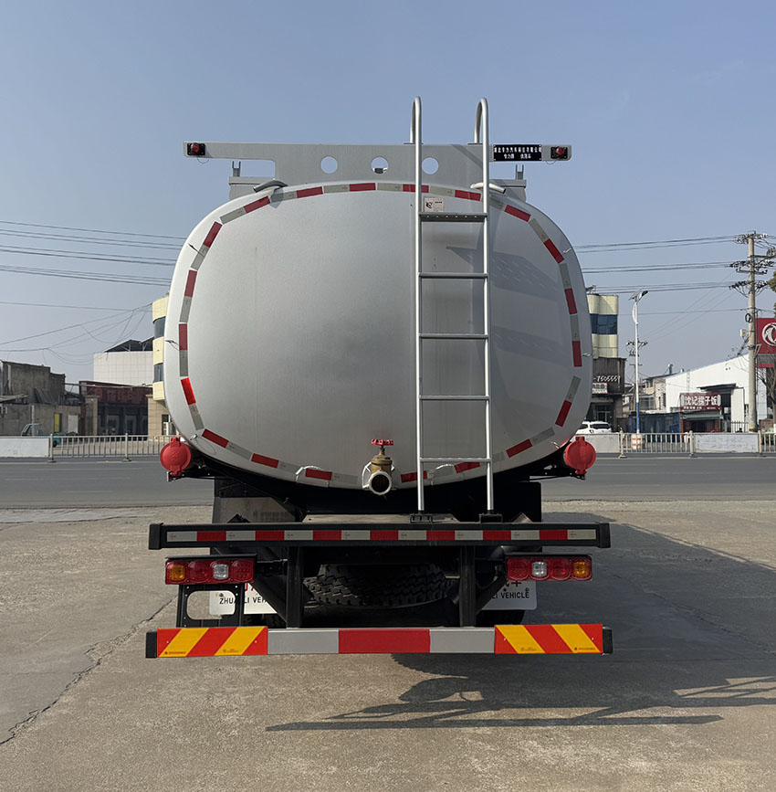 專力牌ZLC5319TGYSX6供液車公告圖片