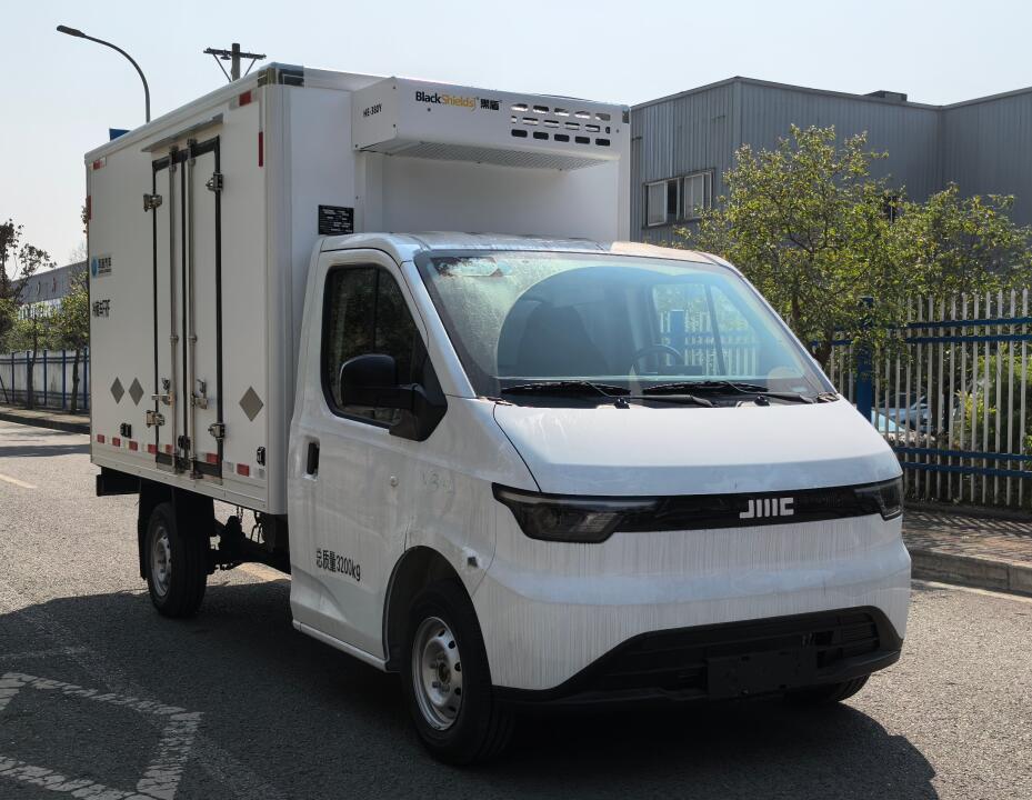 翼暉牌YHV5033XLCBEVS01純電動(dòng)冷藏車公告圖片