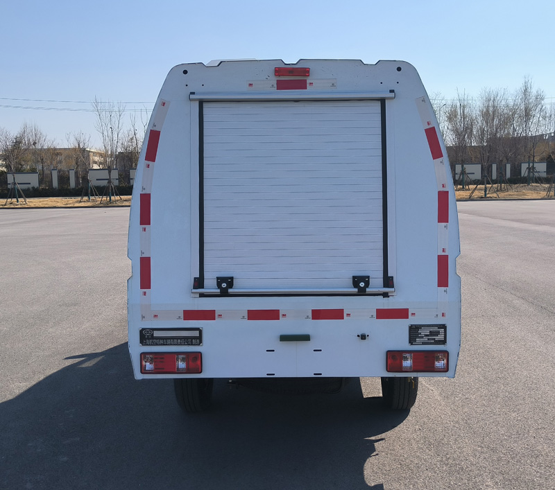 賽沃牌SAV5030TYHCKSBEV純電動(dòng)路面養(yǎng)護(hù)車公告圖片