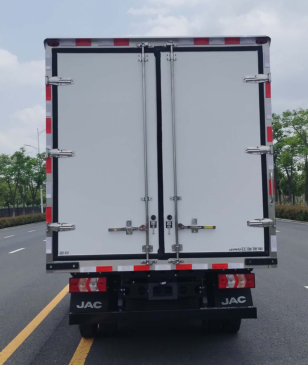 江淮牌HFC5041XLCP23K2B4QS冷藏車公告圖片