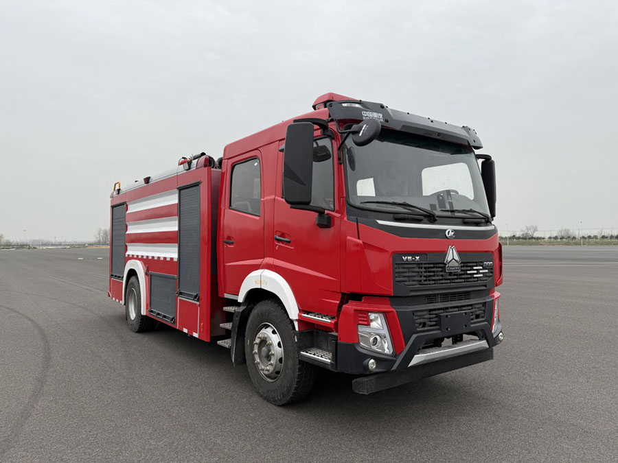 程力威牌CLW5200GXFPM100/AXF泡沫消防車