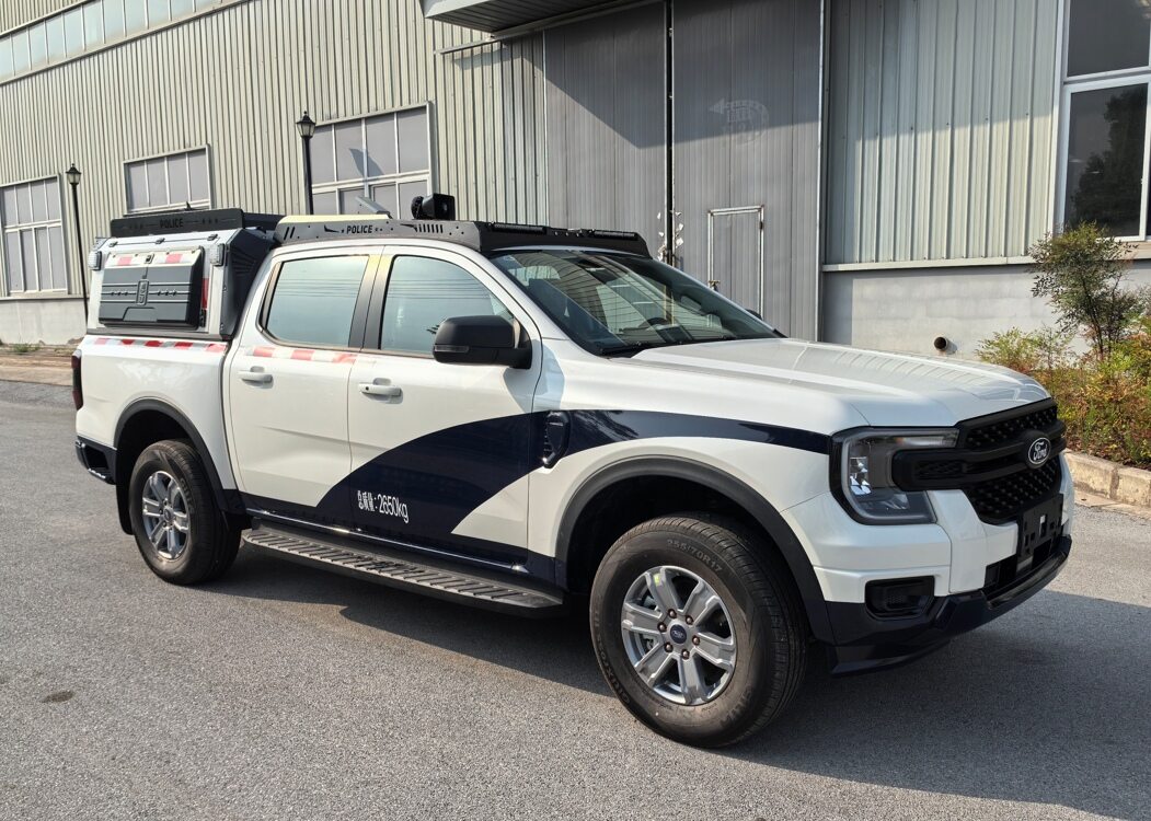 正遠牌EZY5036TXUU1N6A巡邏車