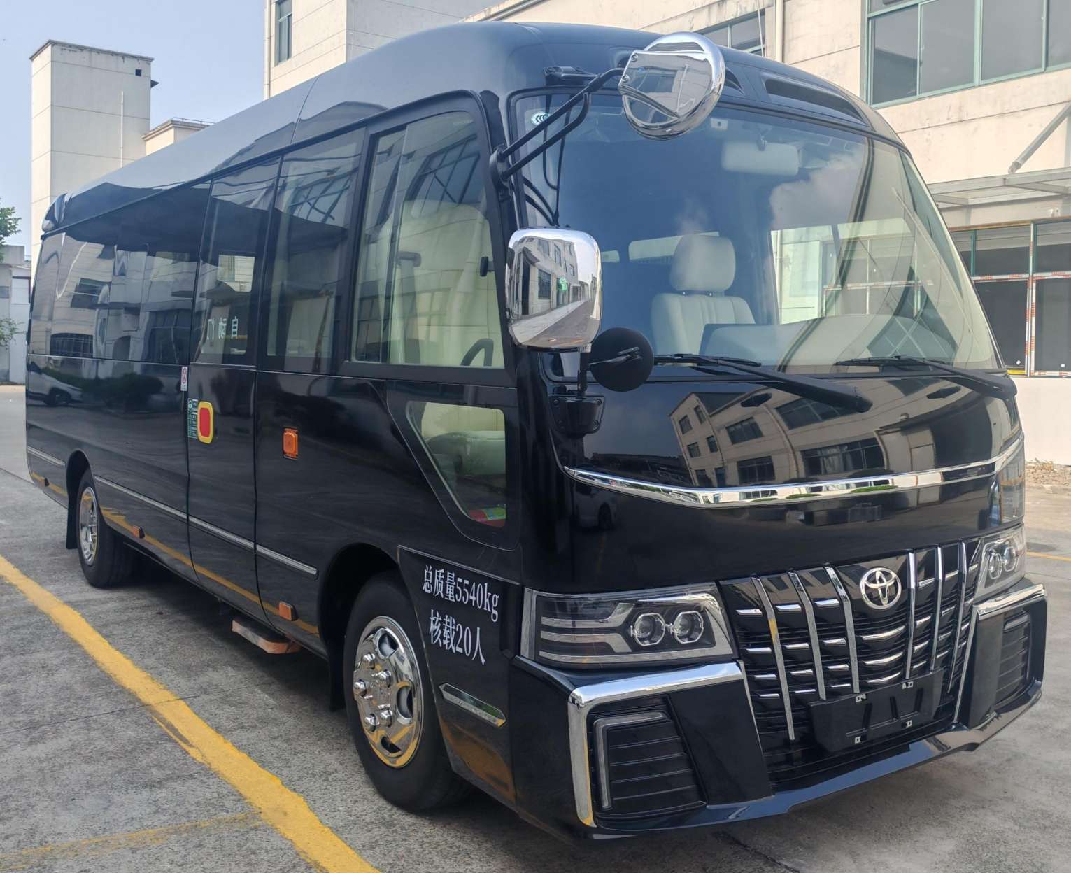 龍衍牌BMH5061XSWF商務(wù)車公告圖片