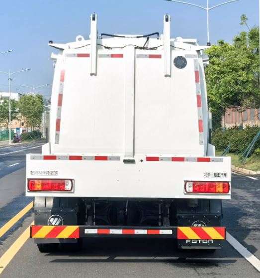 福田牌BJ5185TCAEV-H1純電動餐廚垃圾車公告圖片