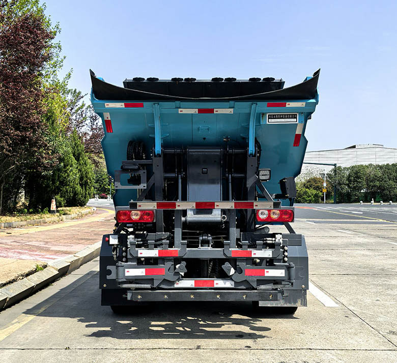 永惟牌HYW5040ZZZSDBEV純電動自裝卸式垃圾車公告圖片