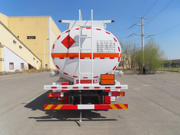 陸平機器牌LPC5321GRYC6易燃液體罐式運輸車公告圖片