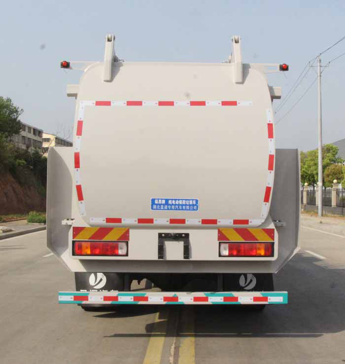 縱昂牌CLT5180TCABJBEV純電動(dòng)餐廚垃圾車公告圖片