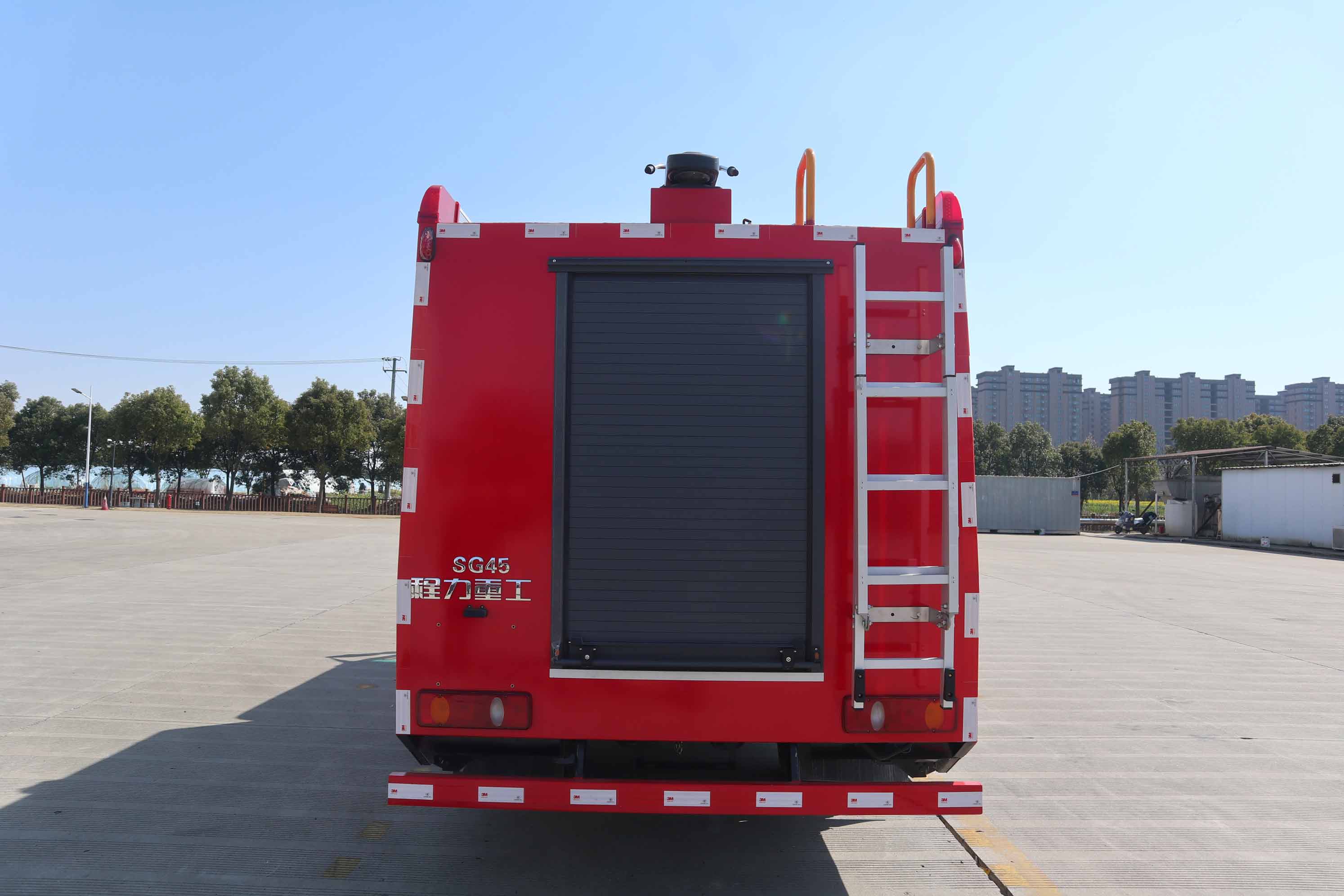 程力重工牌CLH5110GXFSG45/V3水罐消防車公告圖片