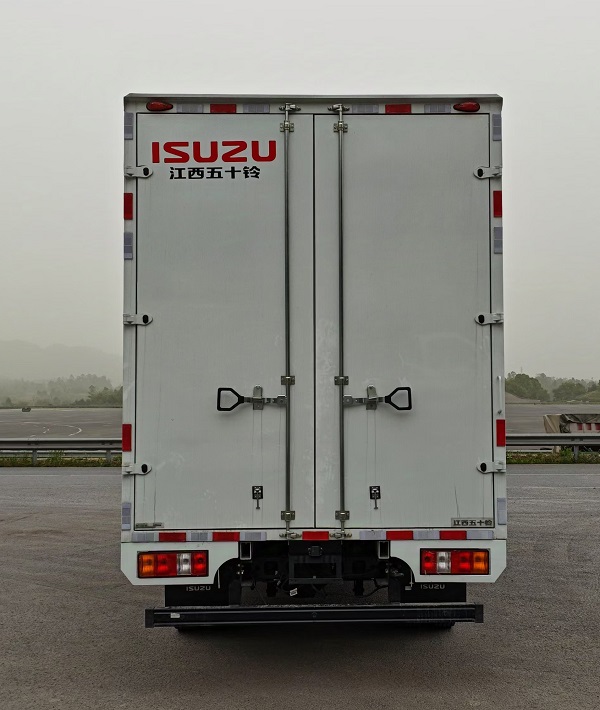江西五十鈴牌JXW5040XXYWDJC2BEV純電動(dòng)廂式貨車公告圖片