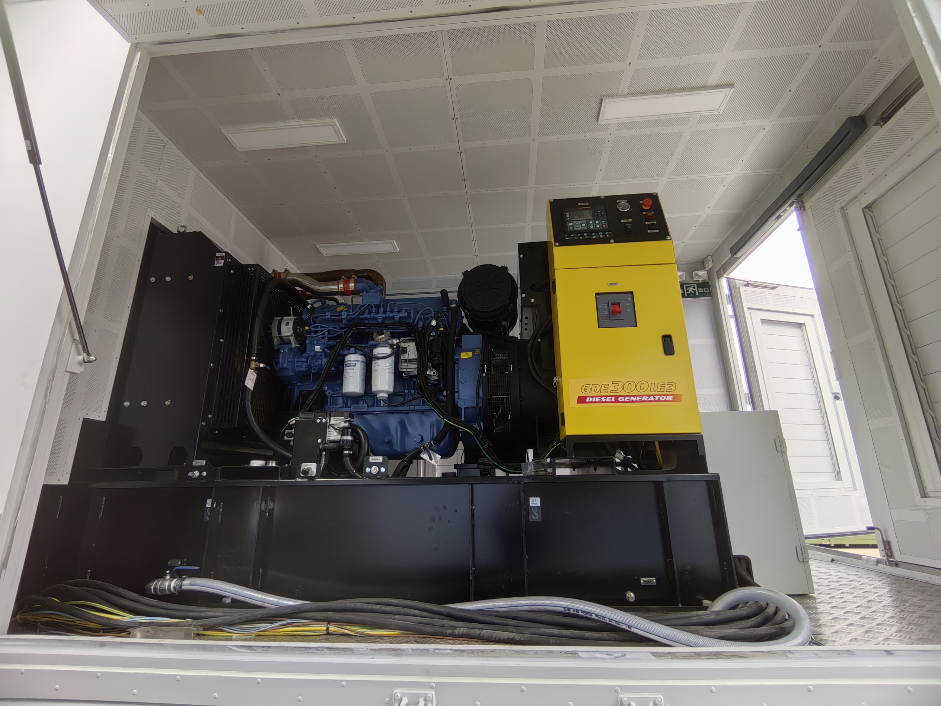 航天牌SJH5121XDY電源車公告圖片