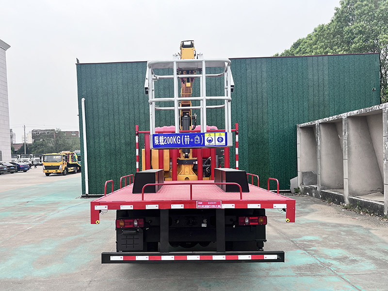 邁德盛牌YAD5070XJXDF6抽油機檢修車公告圖片