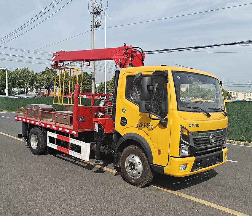 力海通牌HLH5046XJXEQ6抽油機檢修車公告圖片