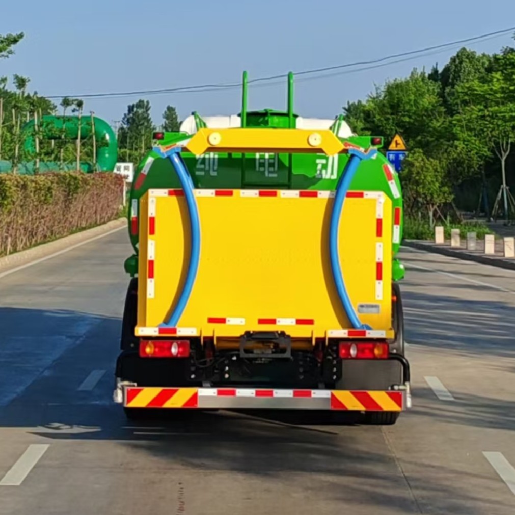 衡霸牌YYD5250GPSDBEV純電動(dòng)綠化噴灑車(chē)公告圖片