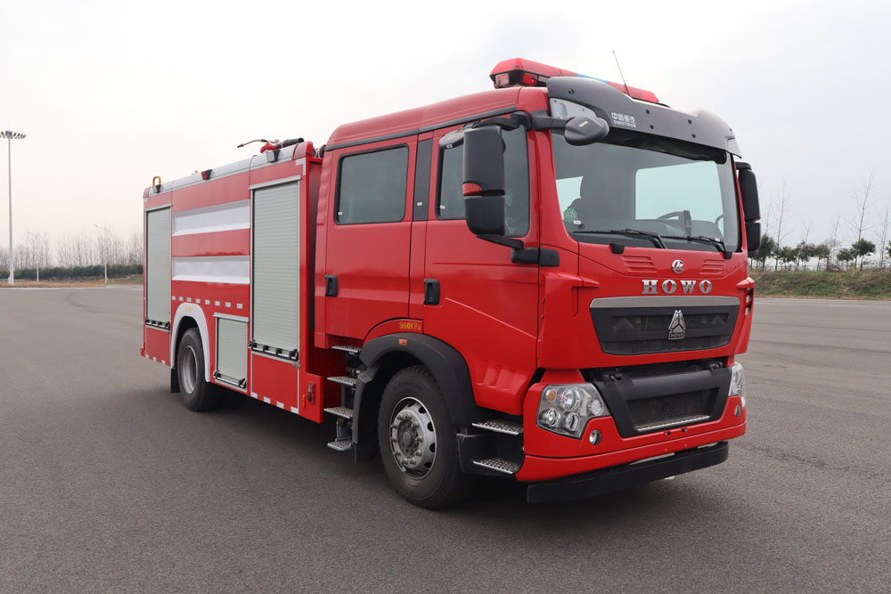 程力威牌CLW5170GXFPM70/AXF泡沫消防車