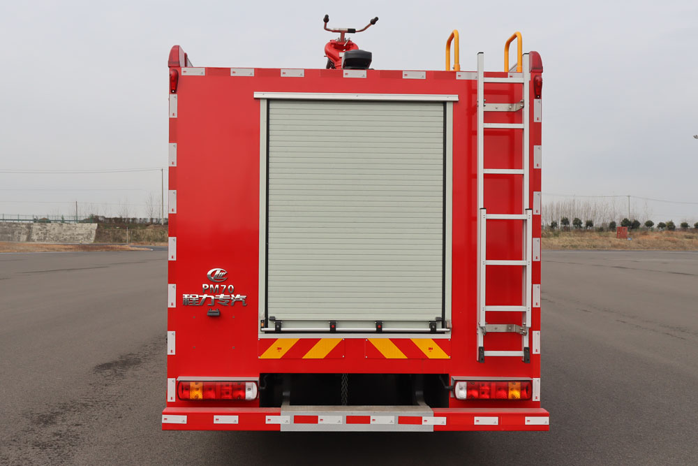 程力威牌CLW5170GXFPM70/AXF泡沫消防車公告圖片