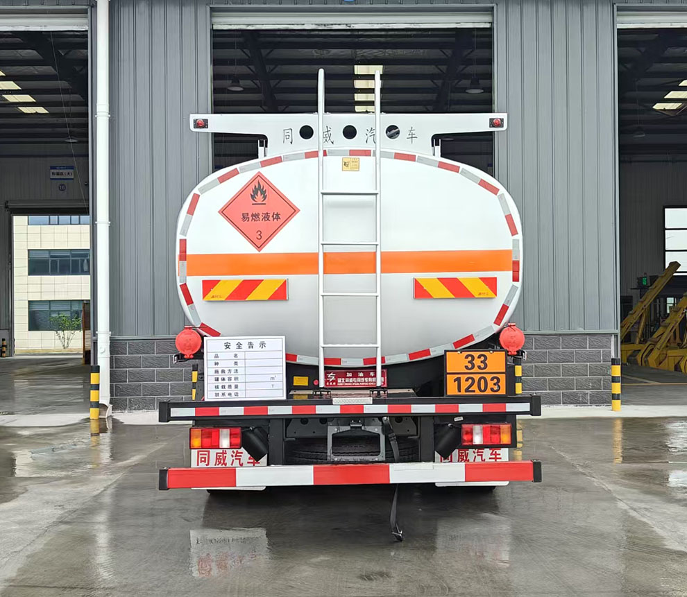 專威牌HTW5187GJYZZQ6加油車公告圖片