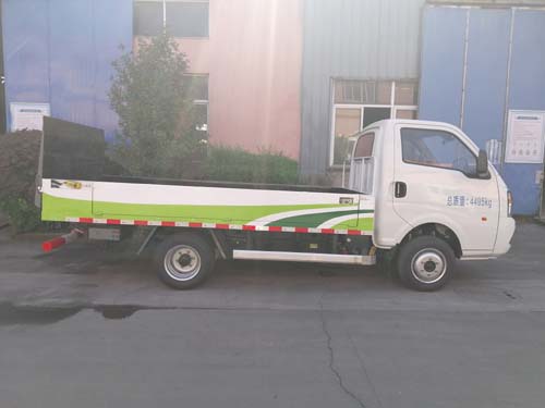 寶裕牌ZBJ5040CTYBEV純電動(dòng)桶裝垃圾運(yùn)輸車(chē)公告圖片