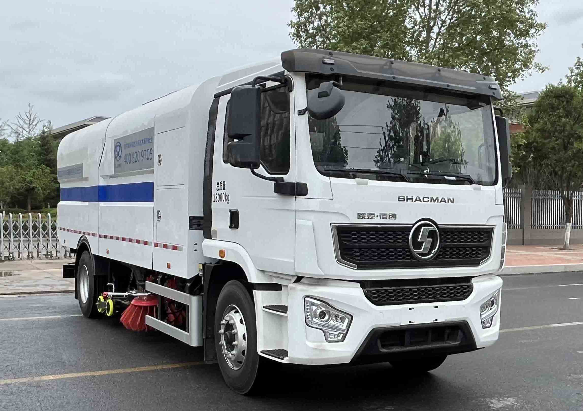 SSZ5181TXSBEV型純電動(dòng)洗掃車圖片