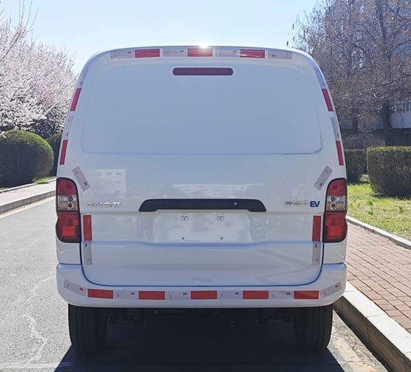 金杯牌SY5035XXYL-BEVDGB1純電動廂式貨車公告圖片