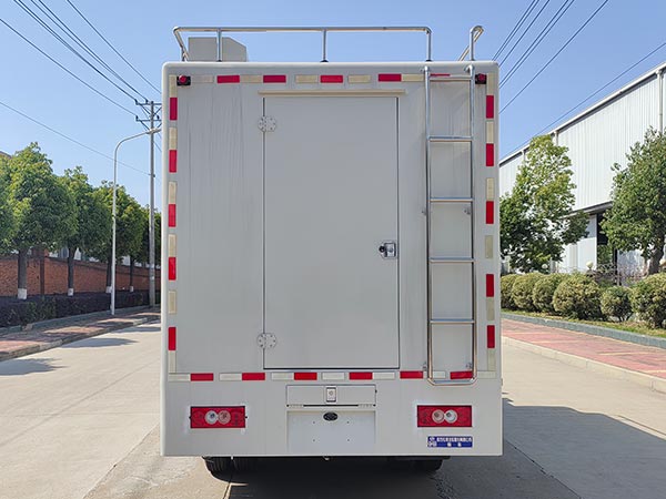 程力威牌CLW5043XCCBXZ餐車公告圖片