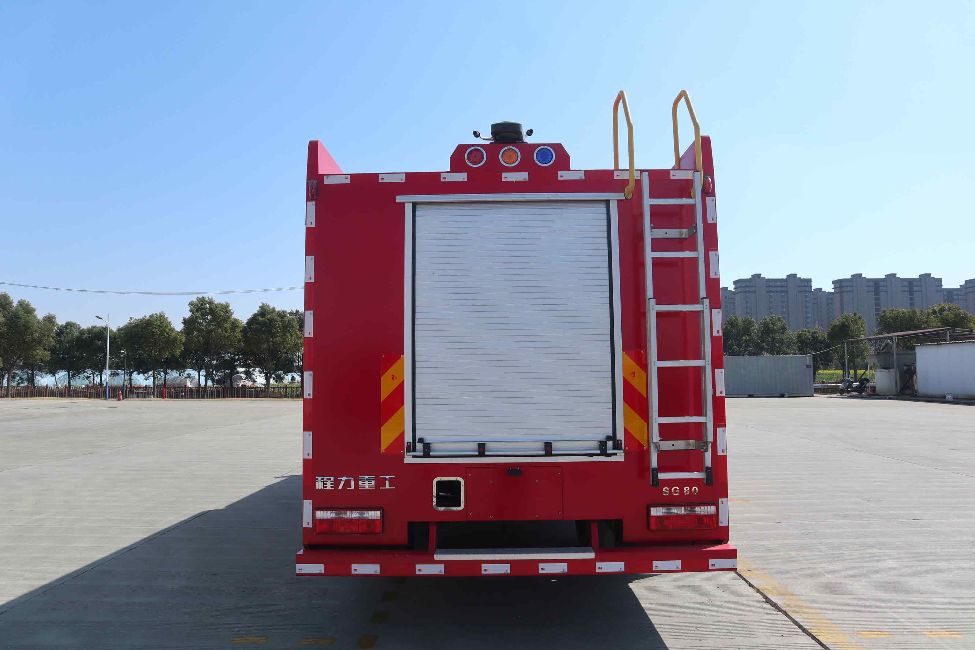 程力重工牌CLH5170GXFSG80/D9水罐消防車公告圖片