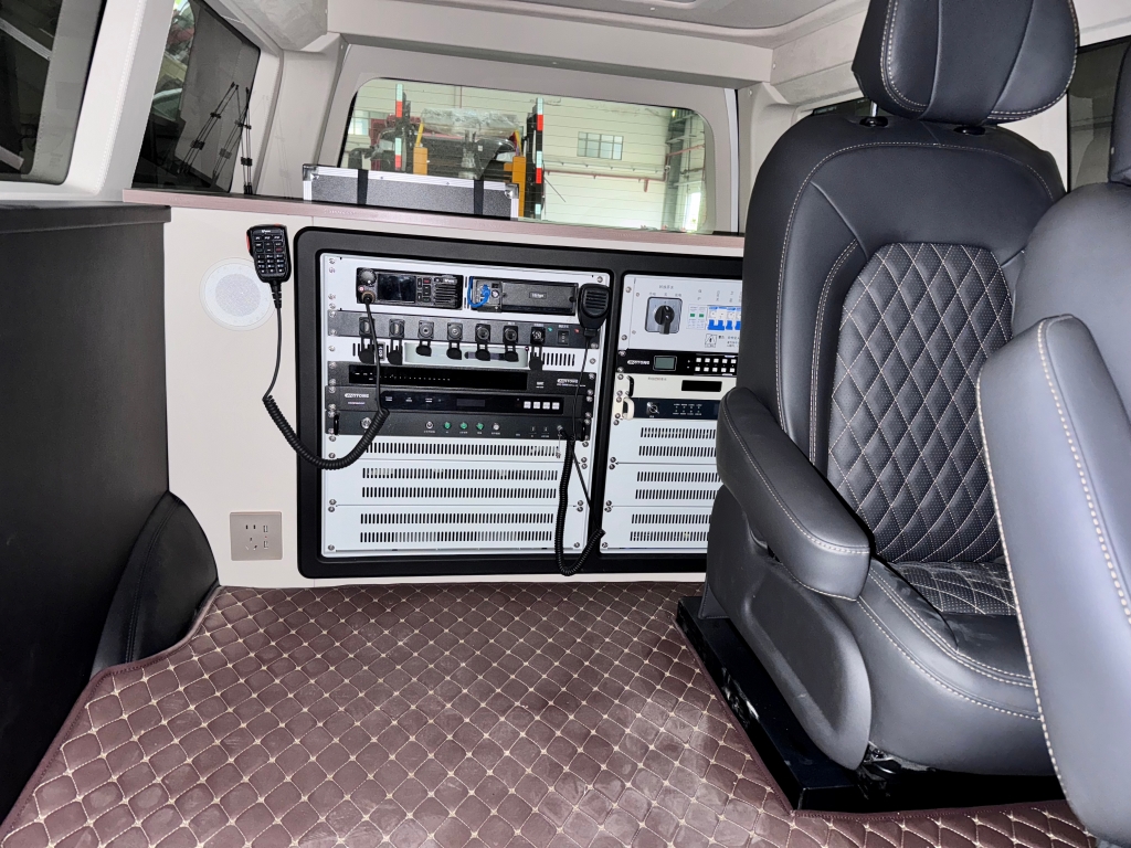 云鶴牌WHG5060XTX/D6A通信車公告圖片