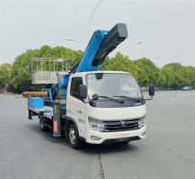 高空作业车