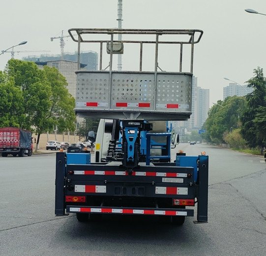 里得萊沃牌LDF5040JGKBJ6高空作業(yè)車公告圖片