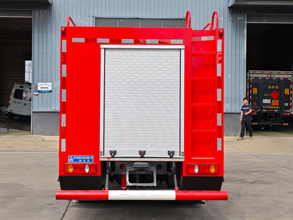 程力威牌CLW5110GSSCDP灑水車公告圖片