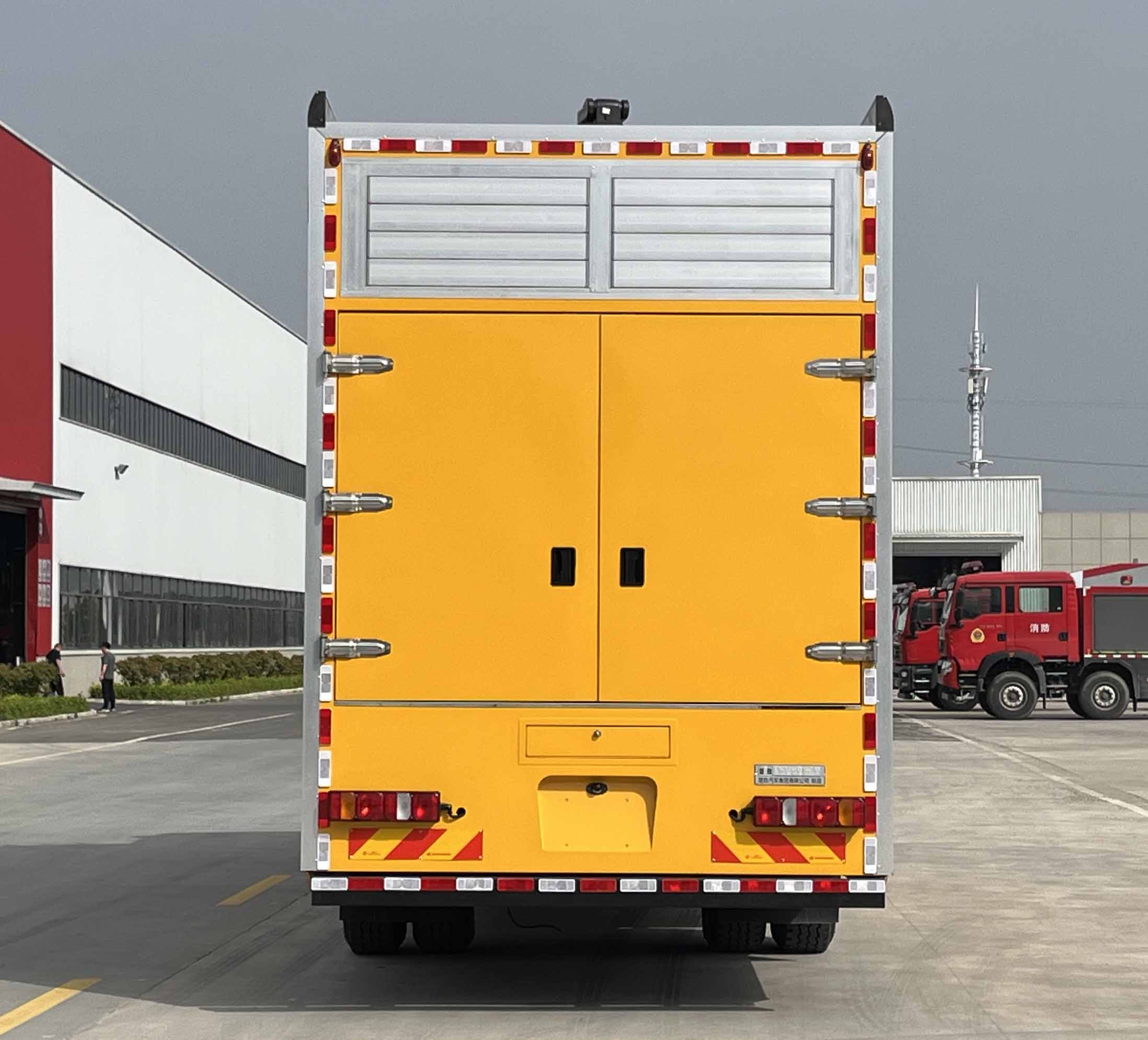 楚勝牌CSC5180TPS6Z大流量排水搶險(xiǎn)車公告圖片