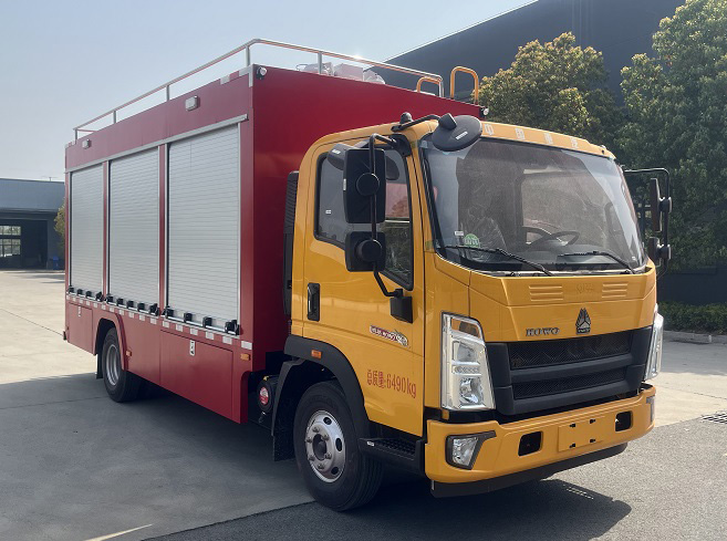 程力威牌CLW5060XZMAYF搶險(xiǎn)救援照明車公告圖片