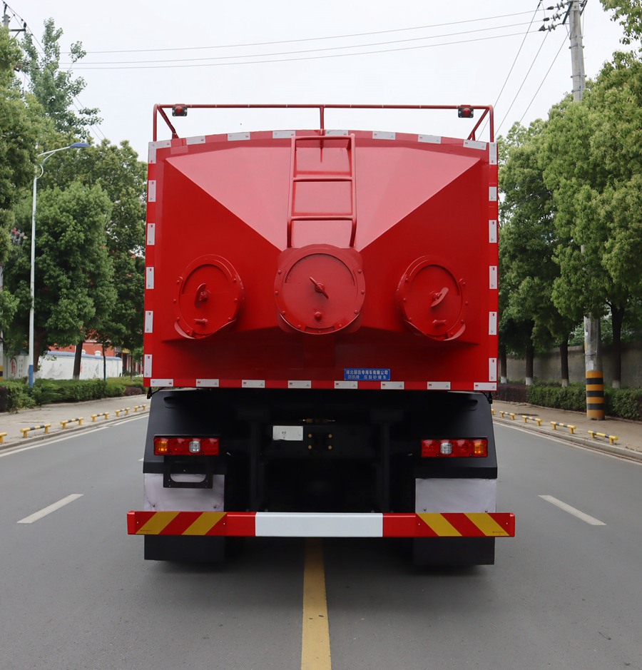 鄖凱牌EYK5311TSG6SX壓裂砂罐車公告圖片