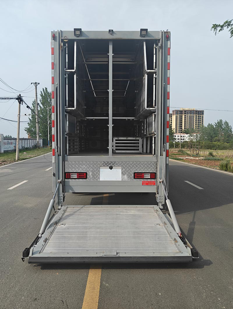 布隆牌LLL5250XCQB6雛禽運輸車公告圖片