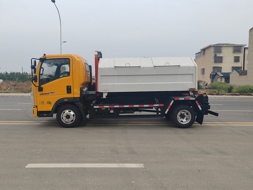 瑞雅晟牌RRR5041ZXXZ車廂可卸式垃圾車公告圖片