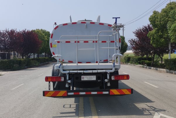 廣環(huán)牌GH5189GPSBJ6綠化噴灑車公告圖片