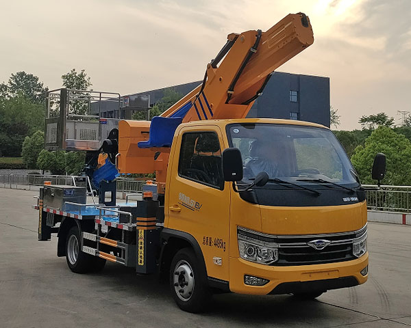程力牌CL5044JGKBEV純電動(dòng)高空作業(yè)車公告圖片