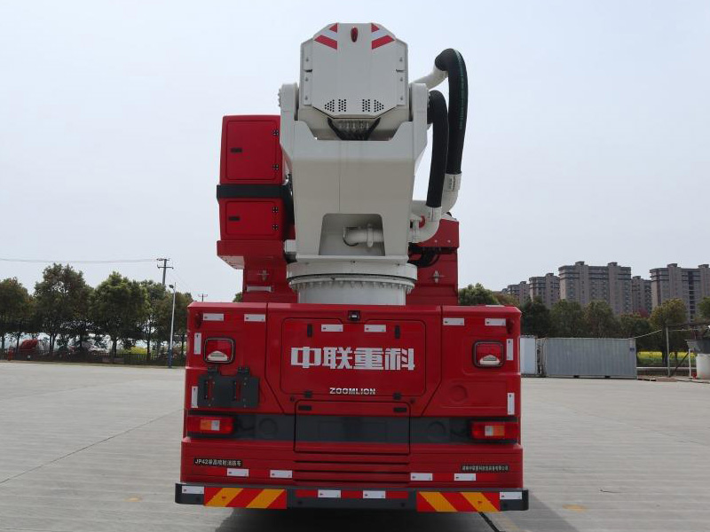 中聯(lián)牌ZLF5410JXFJP42/3X舉高噴射消防車(chē)公告圖片