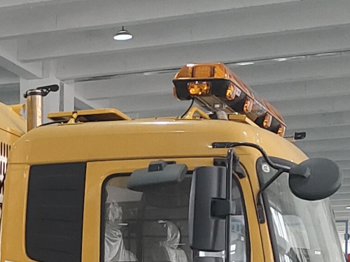 龍吸水牌FLG5160XXH155E救險車公告圖片