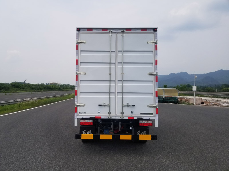 東風(fēng)牌DFA5040XXYEBEV8純電動(dòng)廂式貨車公告圖片