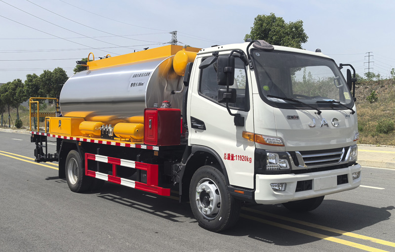 力海通牌HLH5122GLQHFC6瀝青灑布車