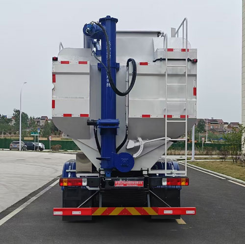 眾牧牌HGF5317ZSLLZ6散裝飼料運(yùn)輸車(chē)公告圖片