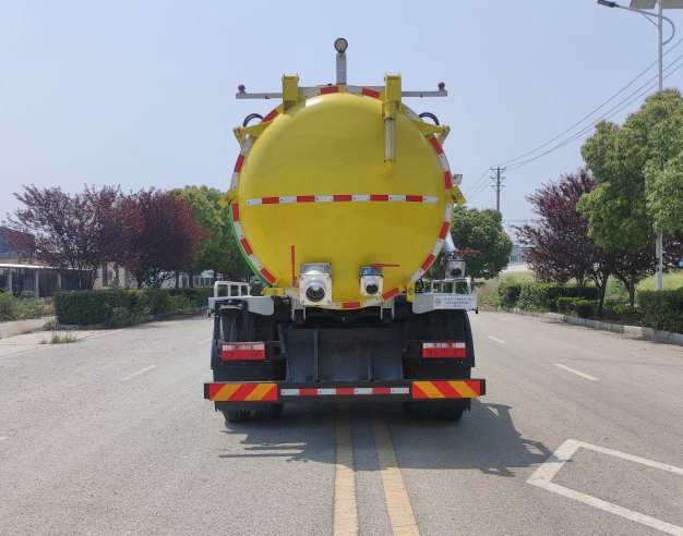 廣環(huán)牌GH5189GXWEQ6吸污車公告圖片