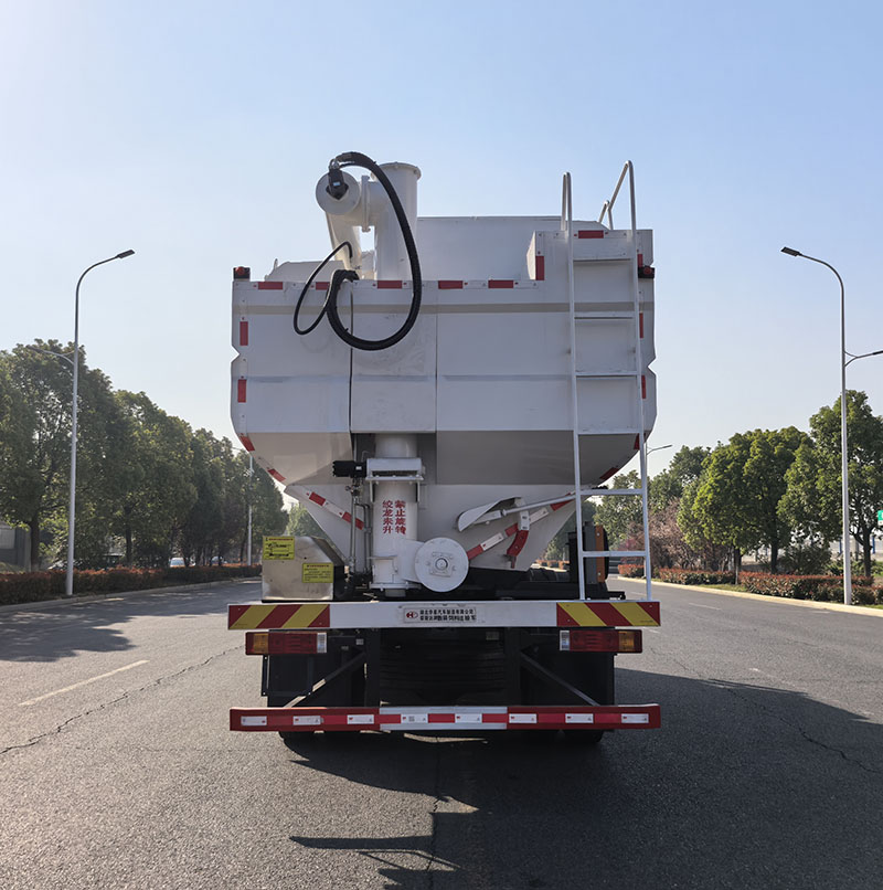 榮駿達牌HHX5251ZSLSX6散裝飼料運輸車公告圖片