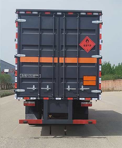 大力牌DLQ5125XRQEQ6易燃?xì)怏w廂式運(yùn)輸車公告圖片