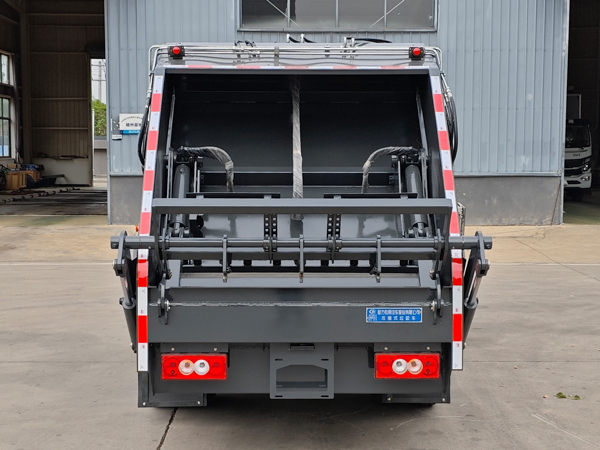 程力威牌CLW5091ZYSAHJ壓縮式垃圾車公告圖片