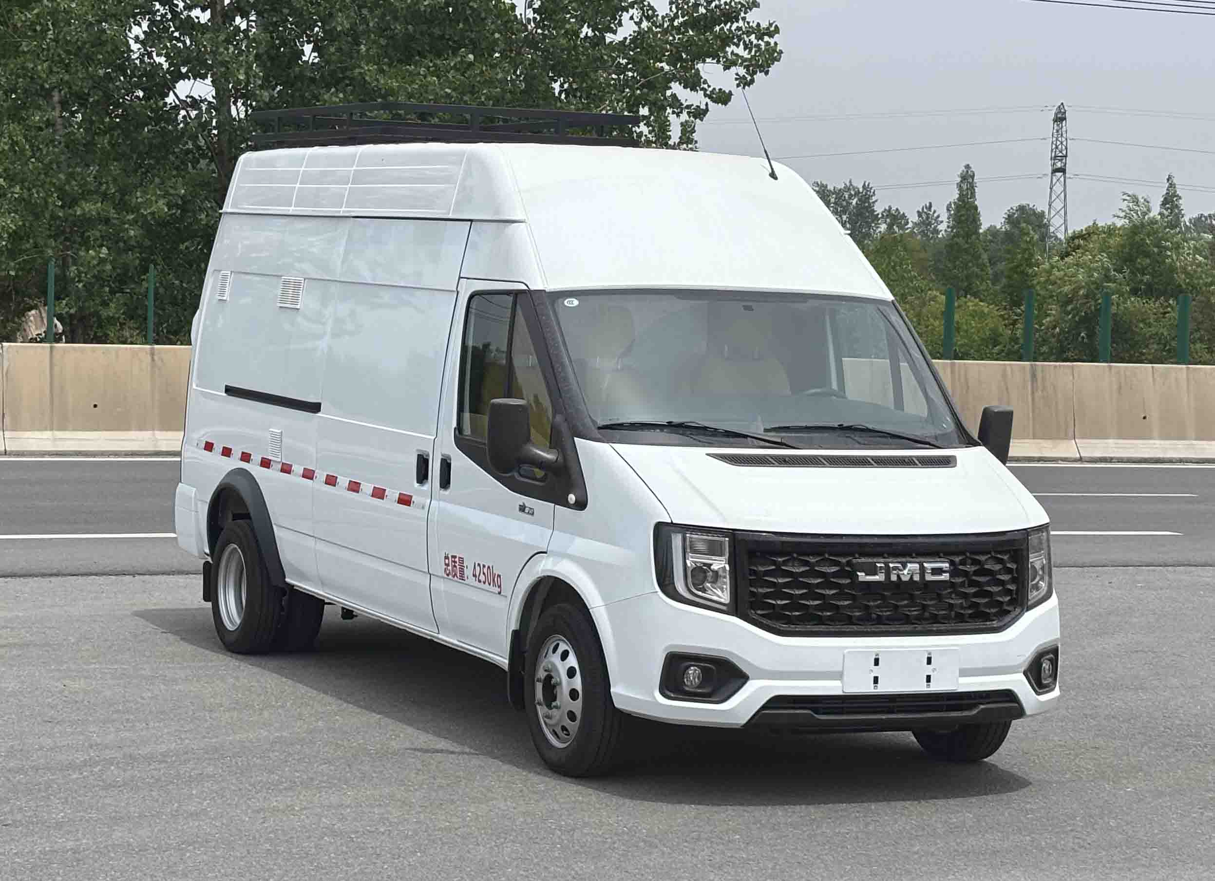 威爾特芬牌WTF5042XDW6流動(dòng)服務(wù)車公告圖片