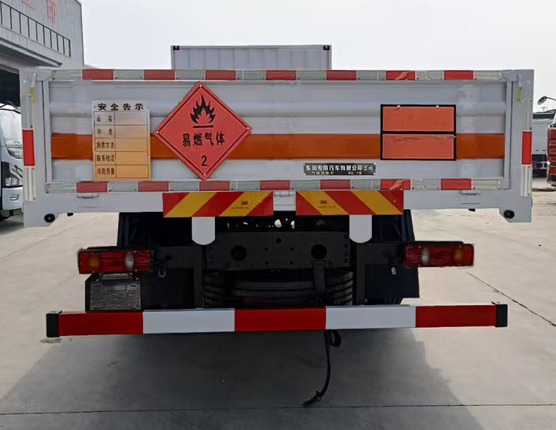 東風(fēng)牌DFC5183TQPDFV6氣瓶運輸車公告圖片