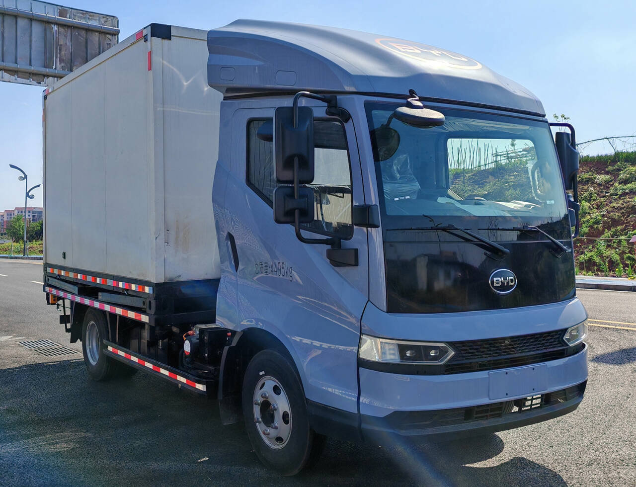 勇圖牌AYT5040ZKXHEVC1插電式增程混合動(dòng)力車廂可卸式汽車公告圖片