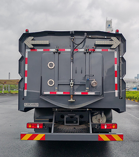 三一牌SYS5185TXSDF6洗掃車公告圖片